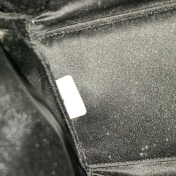 Henri Bendel Large Blk faux Croc Handbag - Picture 6 of 9